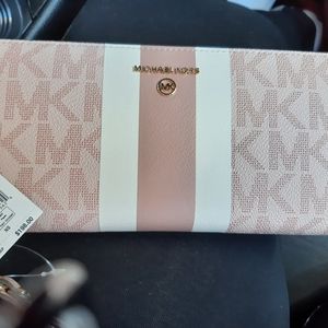 Michael Kors wallet